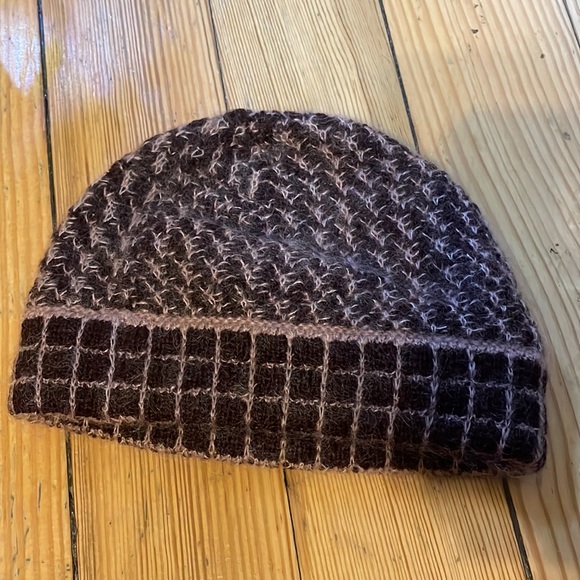 Louis Vuitton winter hat - Picture 3 of 4